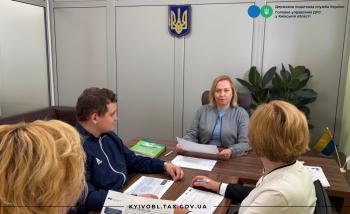 Безбар’єрний простір і цифрові можливості: у Бучанській ДПІ провели тренінг для ветеранів та їхніх сімей