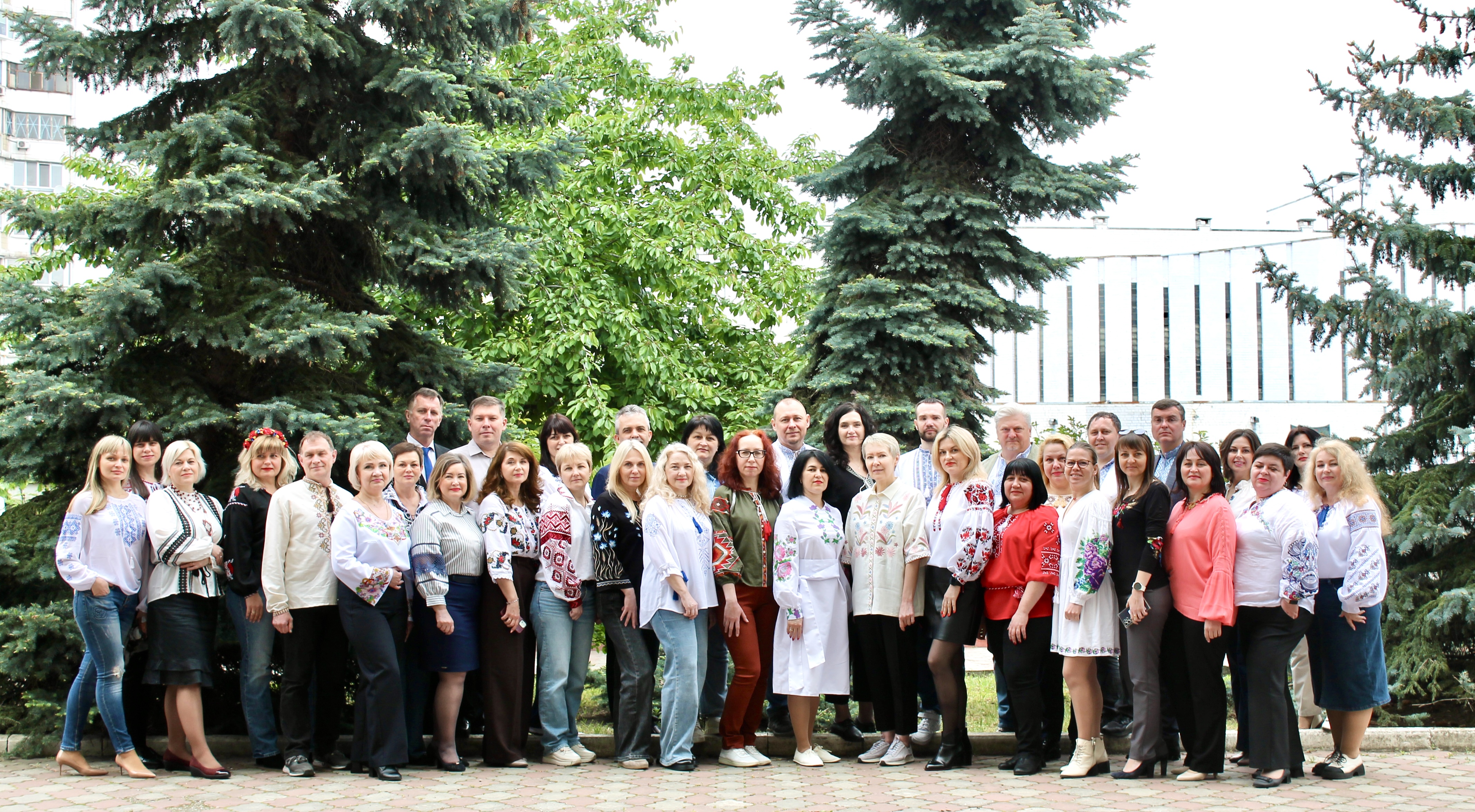 Податківці приєднались до відзначення Дня вишиванки. Фото № 4/3