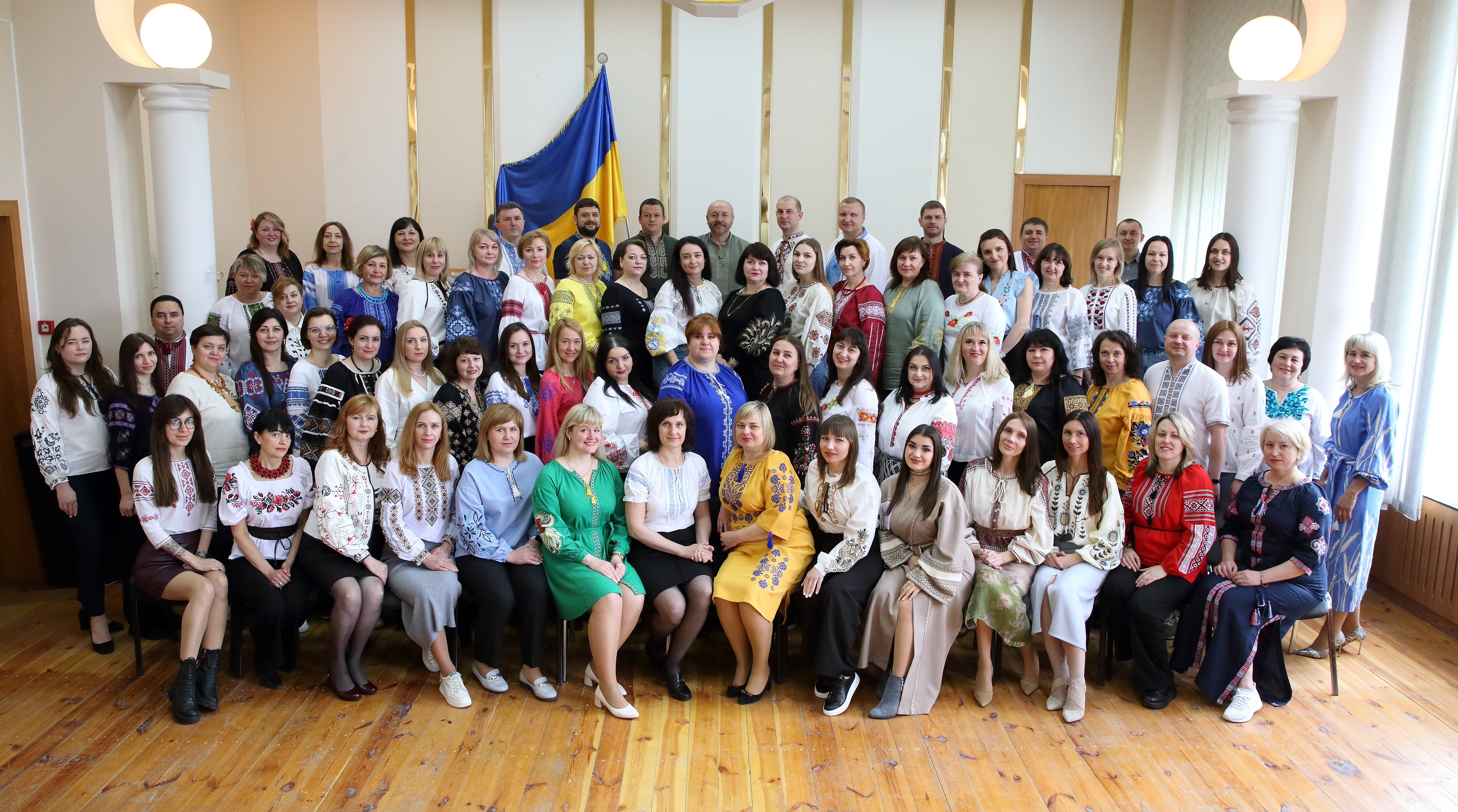 Податківці приєднались до відзначення Дня вишиванки. Фото № 25/24